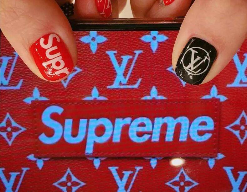 Louis Vuitton x Supreme联名系列